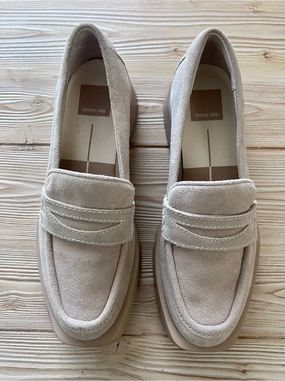 Dolce Vita Taupe Suede Lug Sole Loafers – Size 6.5